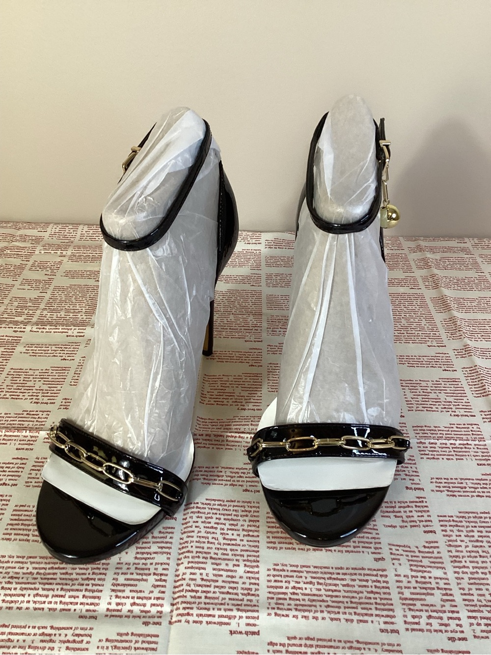 MATEO x I.N.C. Black Patent Leather Chain Heels NIB Size 10M - Picture 5 of 9